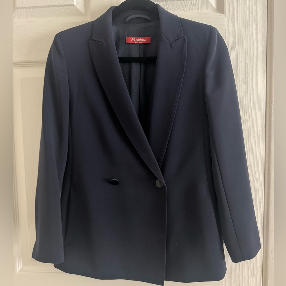 MaxMara Women's Navy Blue Blazer and Pants